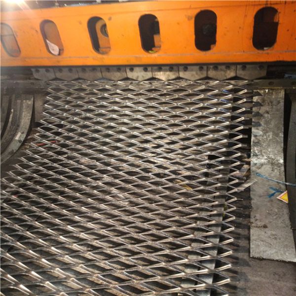 Aluminium Building Facade Expanded Wire Mesh , Expanded Aluminium Mesh For Decoration