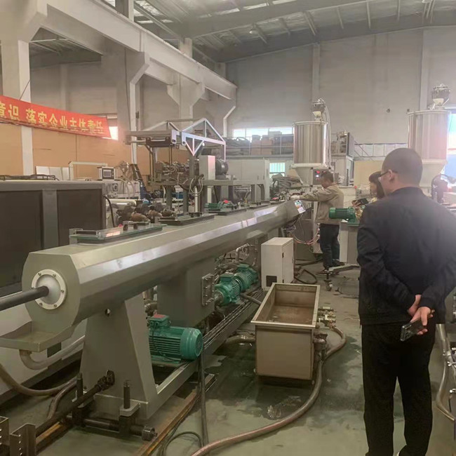 LDPE HDPE Material Plastic Pipe Extruding Machine 150kg/H