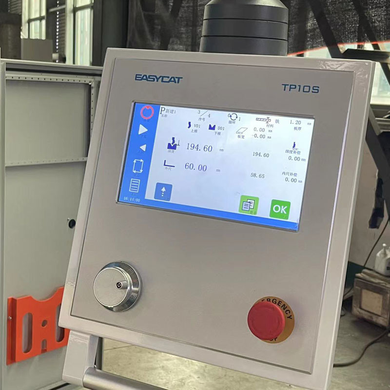 CNC Servo Control TP10S Hydraulic Bending Machine 63T 1600MM