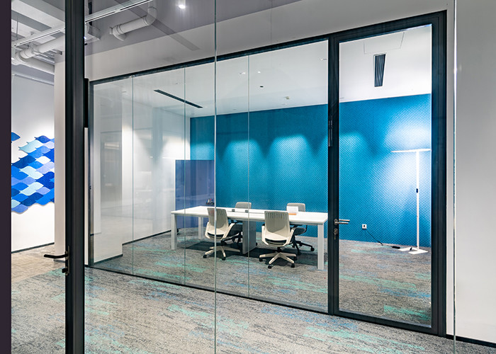 High obstruction office partition wall Modular single Glazing customized size meeting room office space
