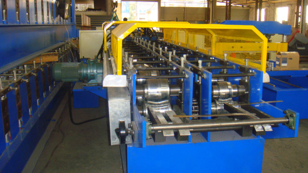 High Speed Embossed Lip channel PLC Control Automatic Metal Stud Roll Forming Machine