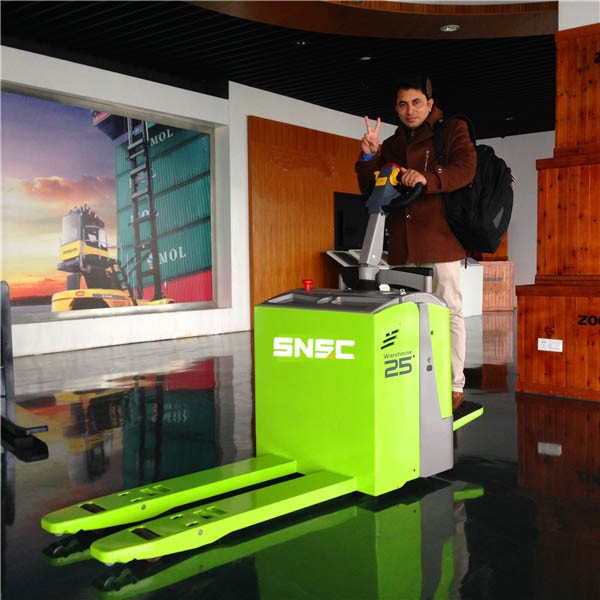USA CURTIS Controller Equipped 2 Ton Electric Pallet Truck For Easy Handling
