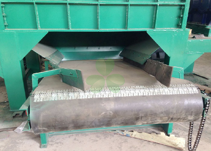 Full Automatic Twin Shaft Waste Tire Shredder Machine 4.5-5.5 T/H Capacity