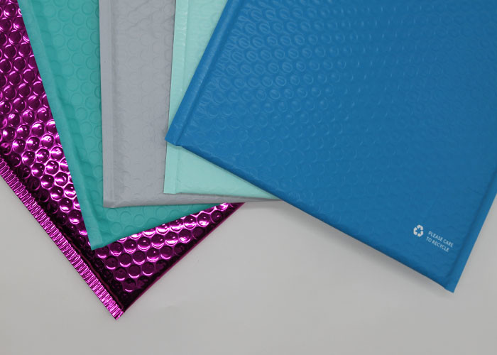 Letter Padded Shipping Envelope , Customized Poly Bubble Lined Mailing Bag
