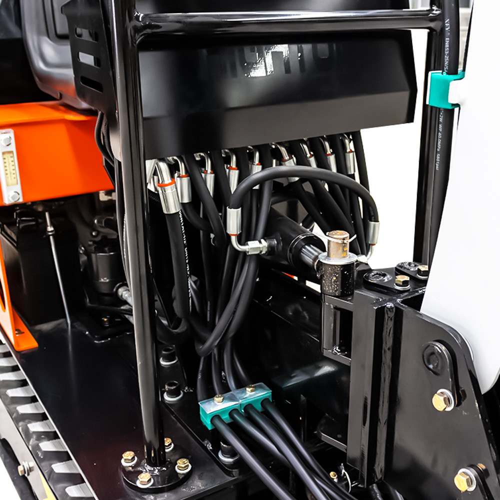 Diesel Engine 0.8ton Hightop Mini Excavator Customized Color Red Yellow Blue