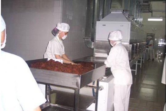 Apricot Kiwifruit 30kw Microwave Drying Sterilization Machine