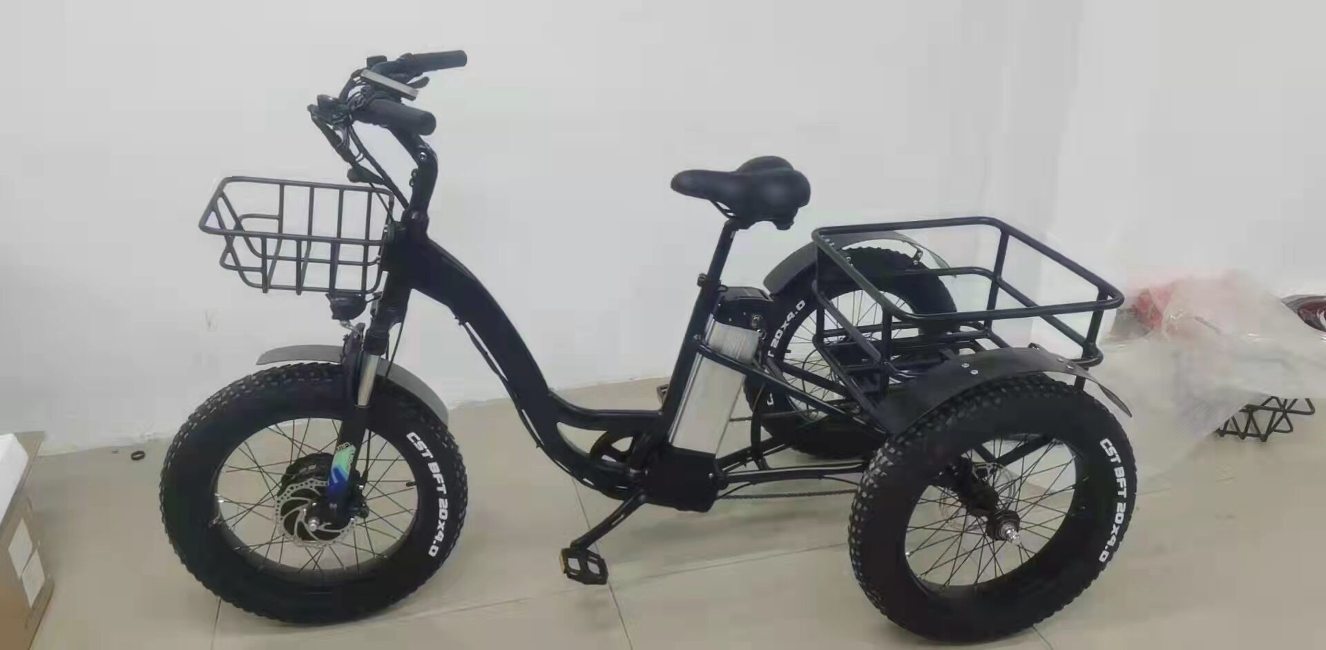 3 Wheel Tricycle Cargo Electric Bike Rear Engine Fat Tire Cargo Trike 500w 48v 20"
