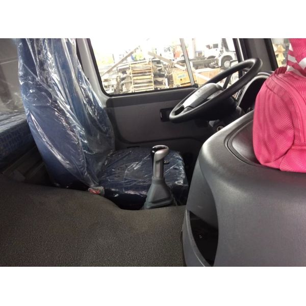 Quality SINOTRUK HEAVY DUTY CARGO TRUCK , ARMY GREEN MAJESTY ZZ1167M4617C for sale