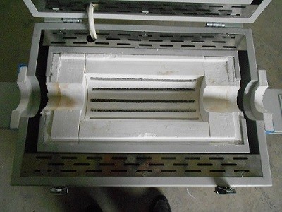 50x400mm Laboratory Vacuum Tube Furnace 1200C -0.1MPa Atmosphere Control