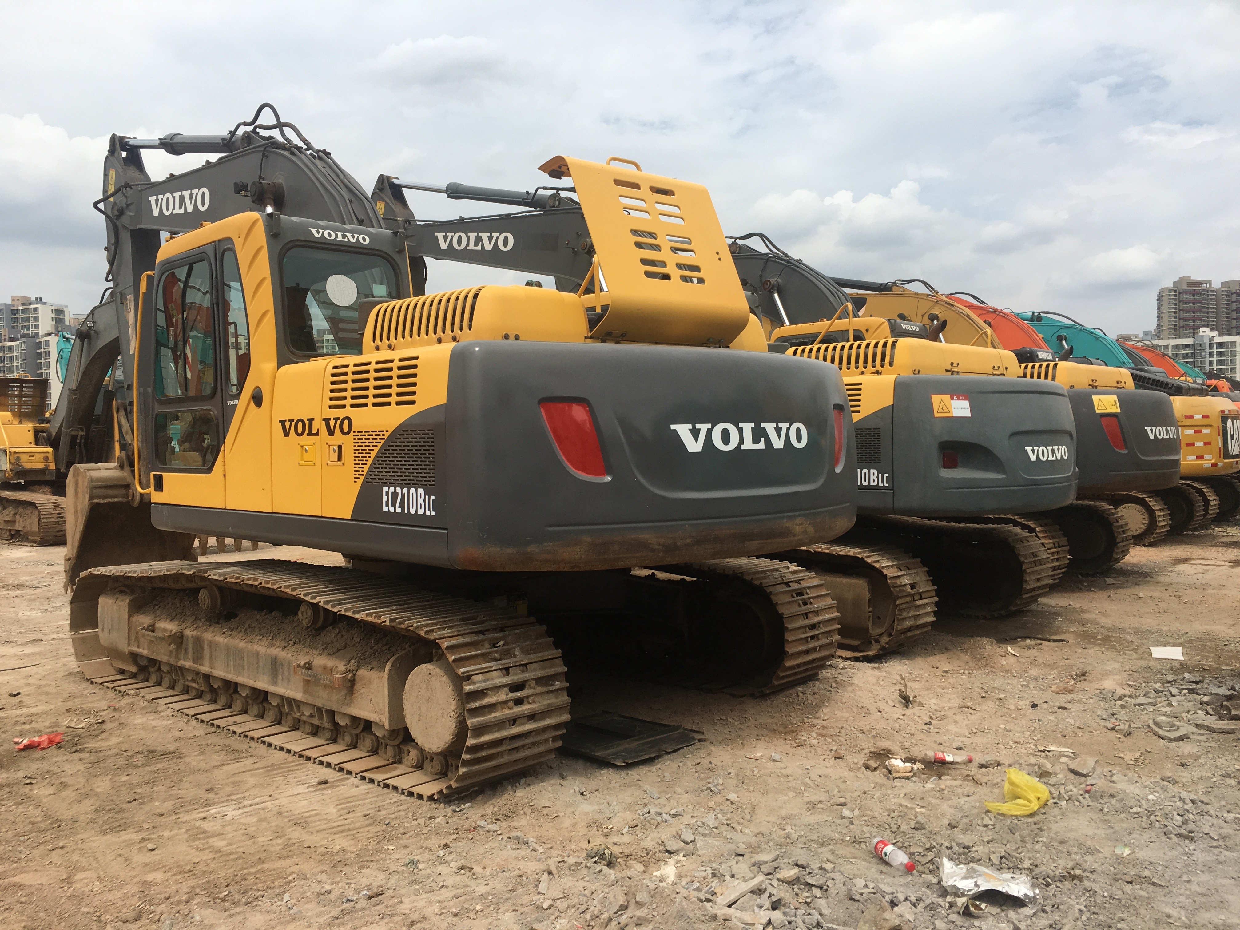 Volvo EC210BLC EX200 SK200 Used Cheap Price Good Condition Crawler Digger Excavator