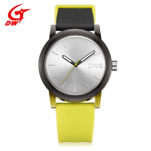 China Plastic Case Silicone Sports Watch , Yellow Quartz Japan Movt Womens Watch wholesale