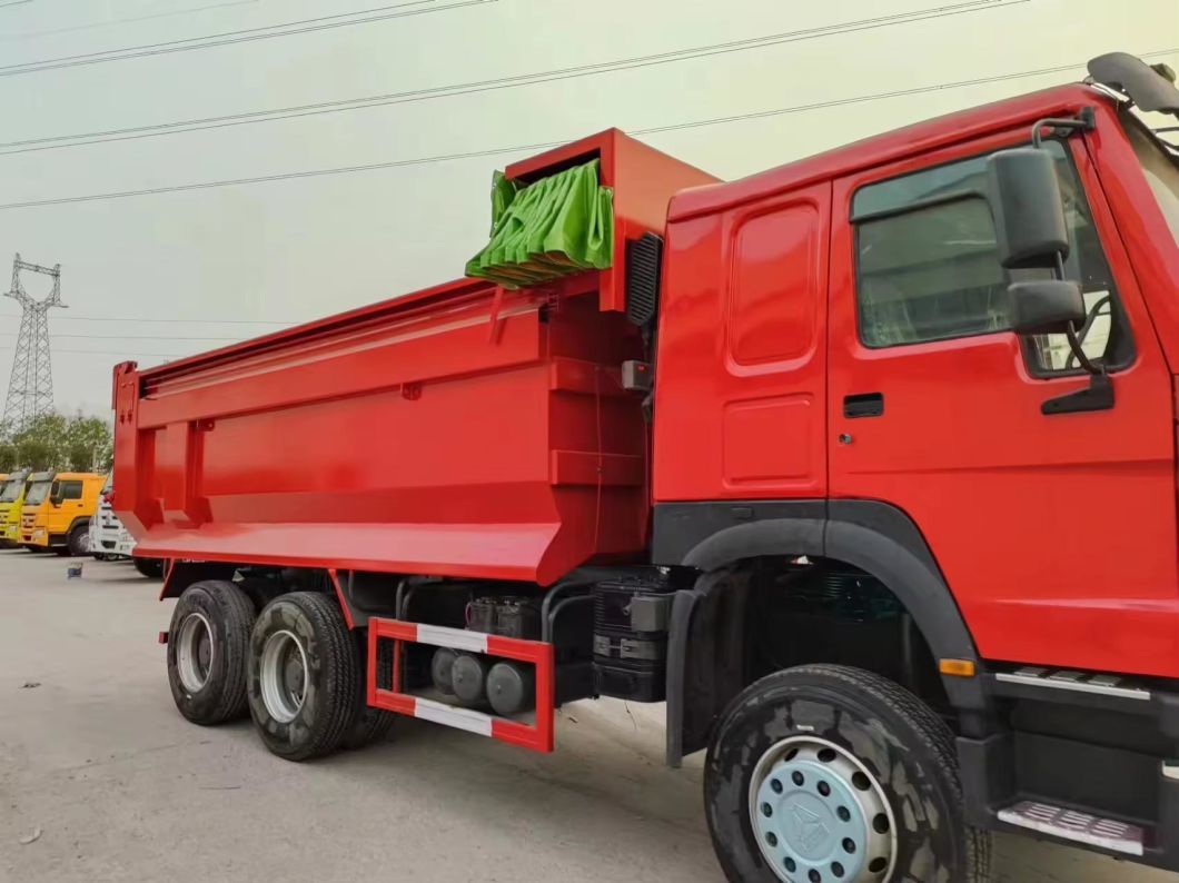 HOWO Dump Truck 12 Tires Tipper Trucks 6X4 Used HOWO Dump Truck in Red for Sale