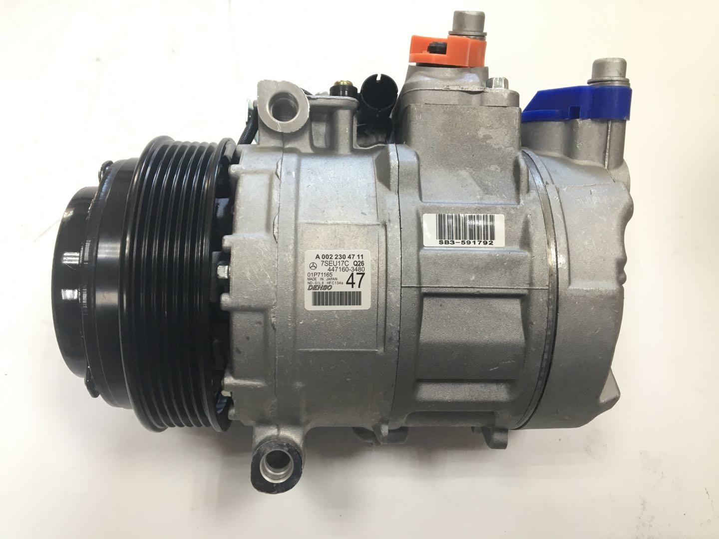 A0012309011 A0022304711 Automobile Spare Parts Air Conditioner Compressor for Benz