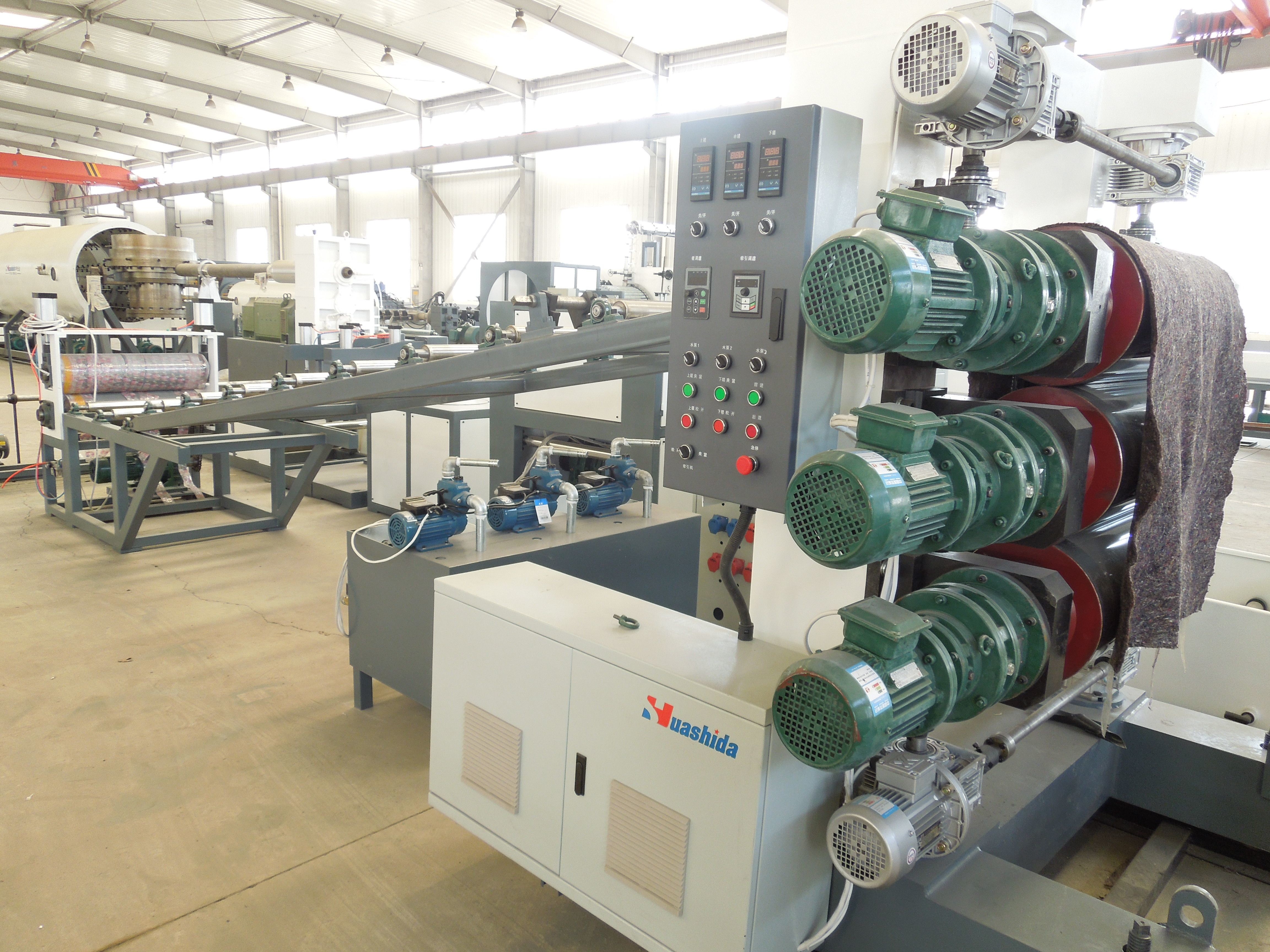 Polyethylene Sheet Extrusion Production Line PE Plastic Sheet Manufacturing Machine