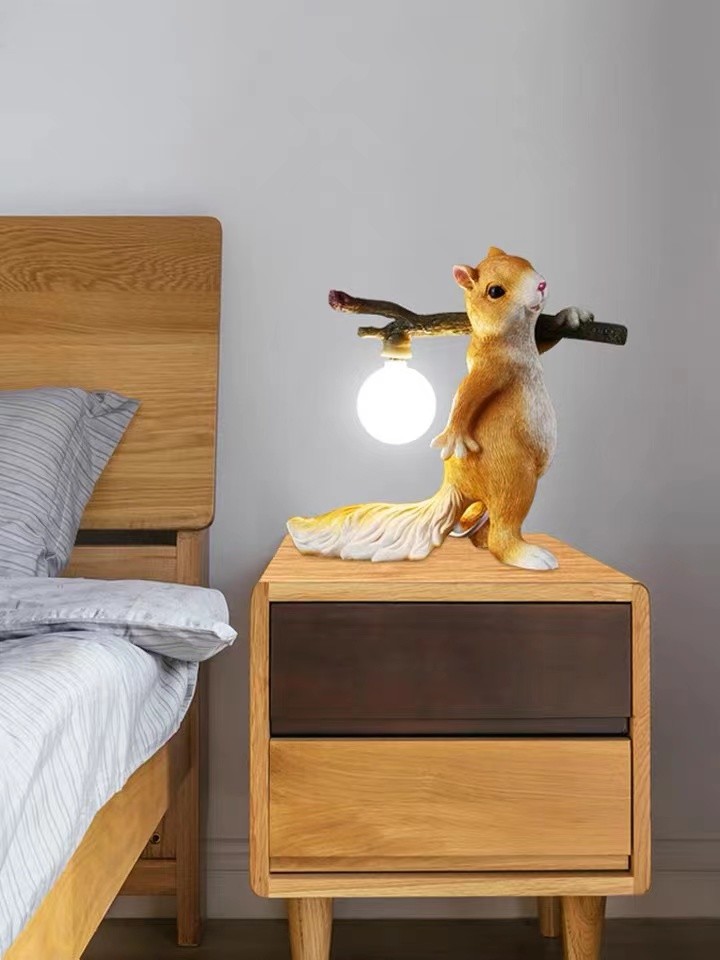 Home Decor Eye Protection Table Lamp Made In China Iron Rabbit Table Lamp Squirrel Bedside Table Lamps