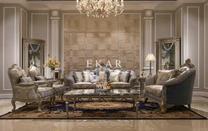 China Elegant Wood Luxury Carved European Living Room Furniture Set wholesale