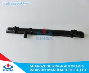 China Outlet Pipe Diameter 28mm Radiator Tank Replacement MAZDA PREMACY 1999- MT wholesale