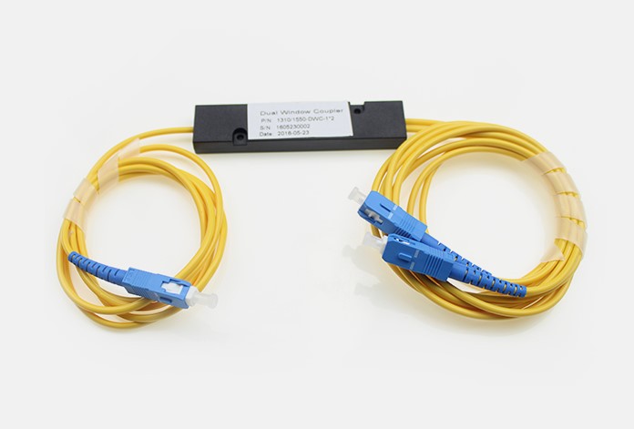 700 1 1x2 Splitter Fiber FTB Splitter / SC APC Splitter For Fiber Optic Cable