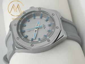 China Silicone Strap Wristwatch Waterproof Quartz Multi-Function Watches wholesale