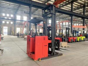 China Seat Style 3 Way Pallet Stacker 3 Way Forklift Side Stand On wholesale