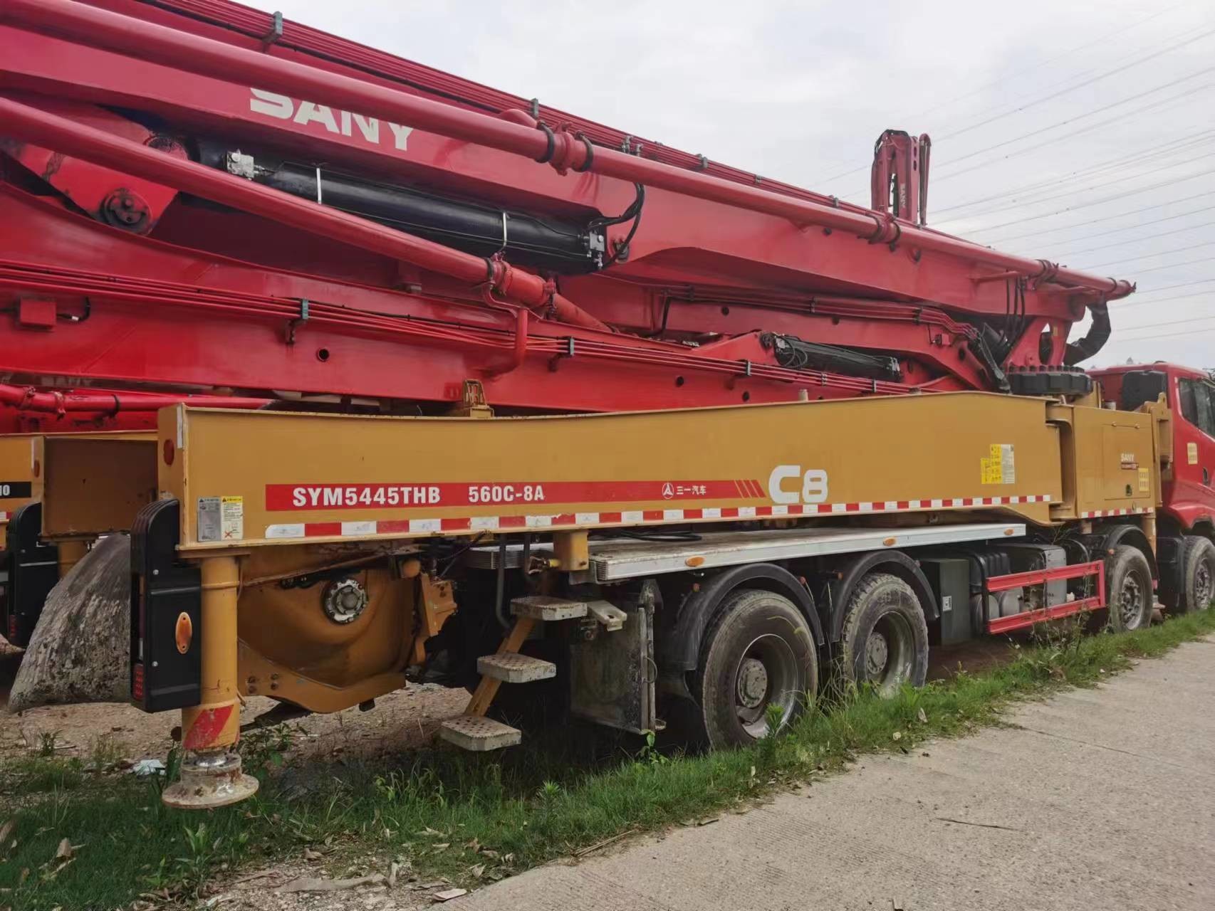 2020 Small Concrete Pumper Truck Self Made Chassis 56m SYM 5445THB