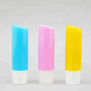 China Eco Friendly Push Up Round Non Spill Lipstick Tube Containers wholesale