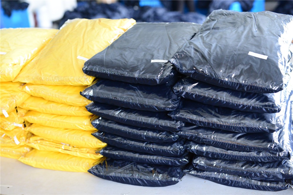 R101-O 100% Water Proof Rain Jacket Pant PVC Polyester Hooded Raincoat 0.25-0.55mm Thickness