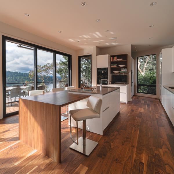 Custom High Gloss White Lacquer Kitchen Cabinet Set Modern Handless