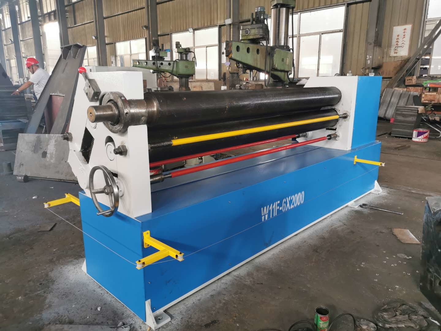 Small Plate Bending Rolling Machine Asymmetric W11F Initial Pinch 3 Rollers 2000mm