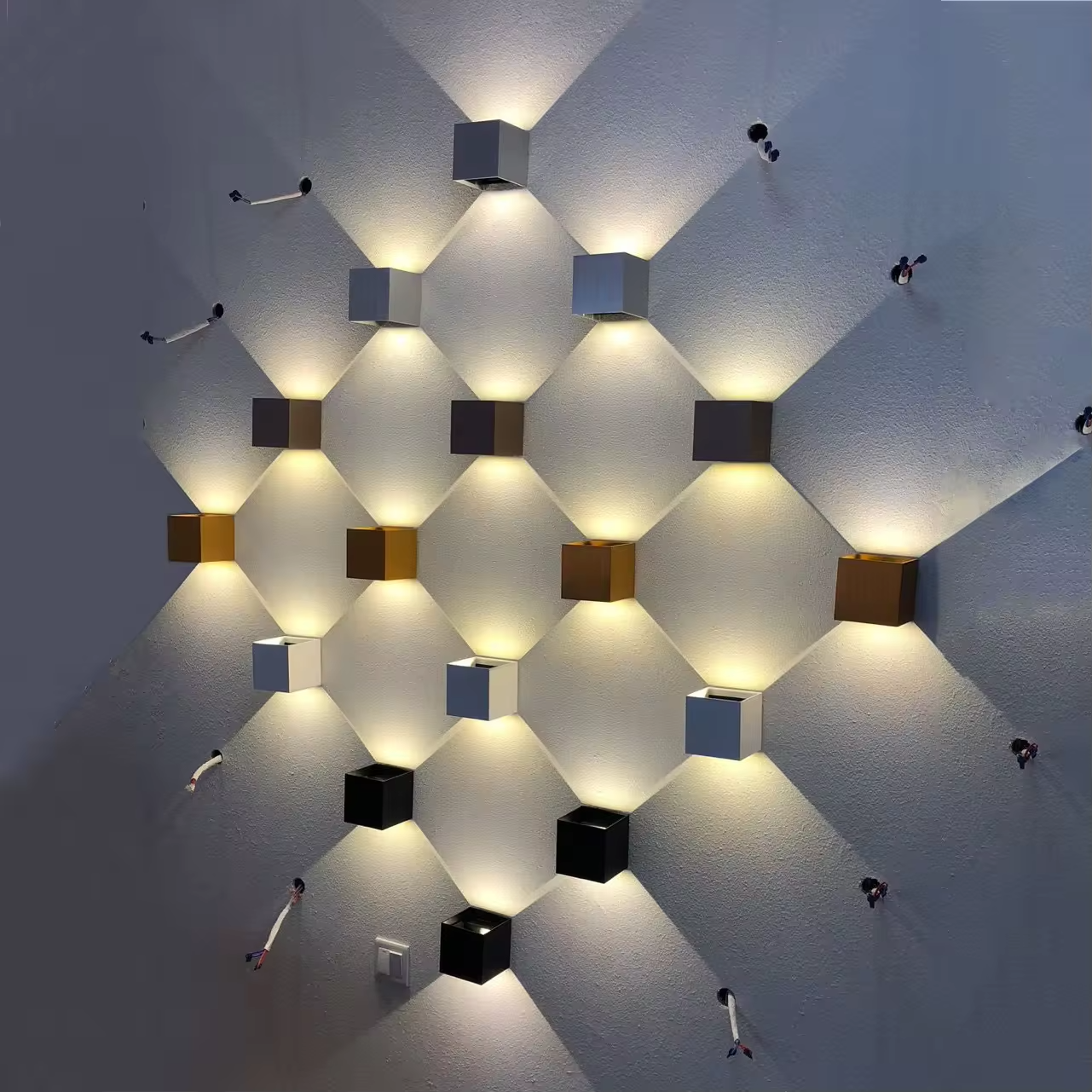 Outdoor Waterproof LED Wall Lamp Up And Down Aluminum Exterior Modern Cube Garden Light