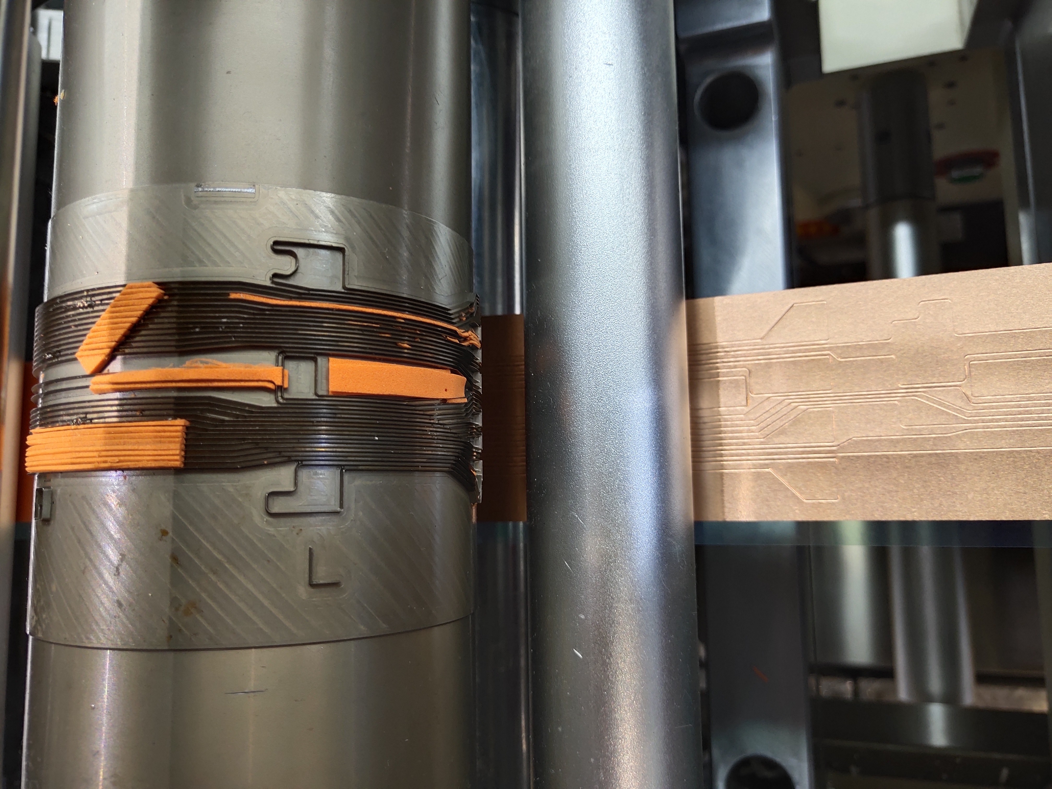 Cutting Cylinder Solid Rotary Die For Rotary Cutting Station HRC58-62