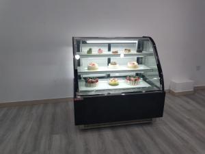 China Air Cooled Commercial Cake Display Cabinet 2 To 8 Degree wholesale