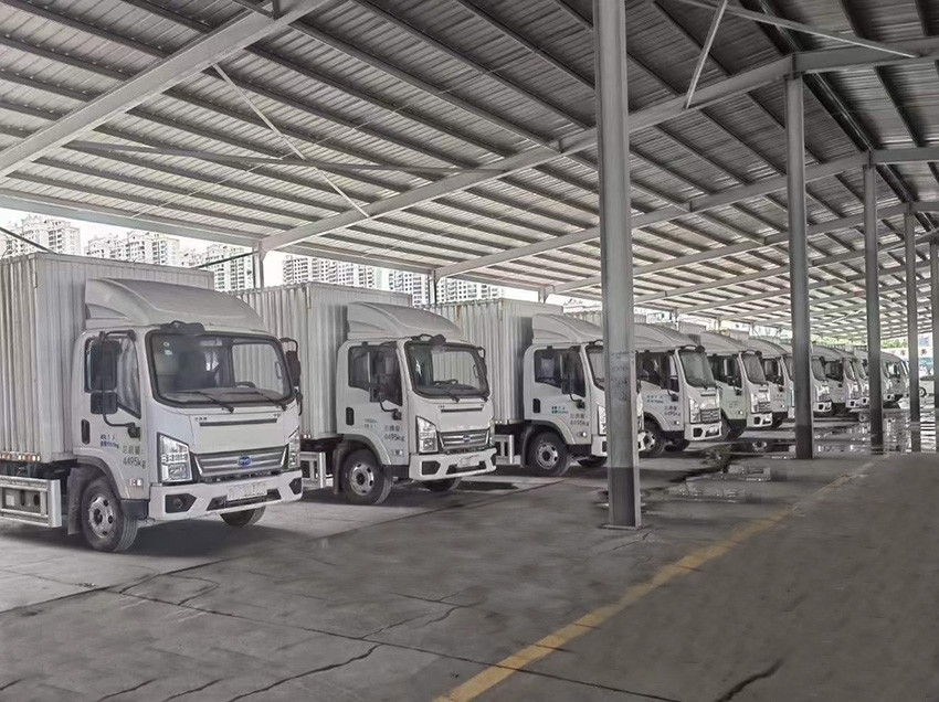 Automatic Used Cargo Truck / BYD Used Cargo Vehicles with 2 Doors