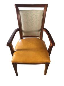 China solid wood frame fabric upholstery arm chair/wooden dining chair/desk chair wholesale