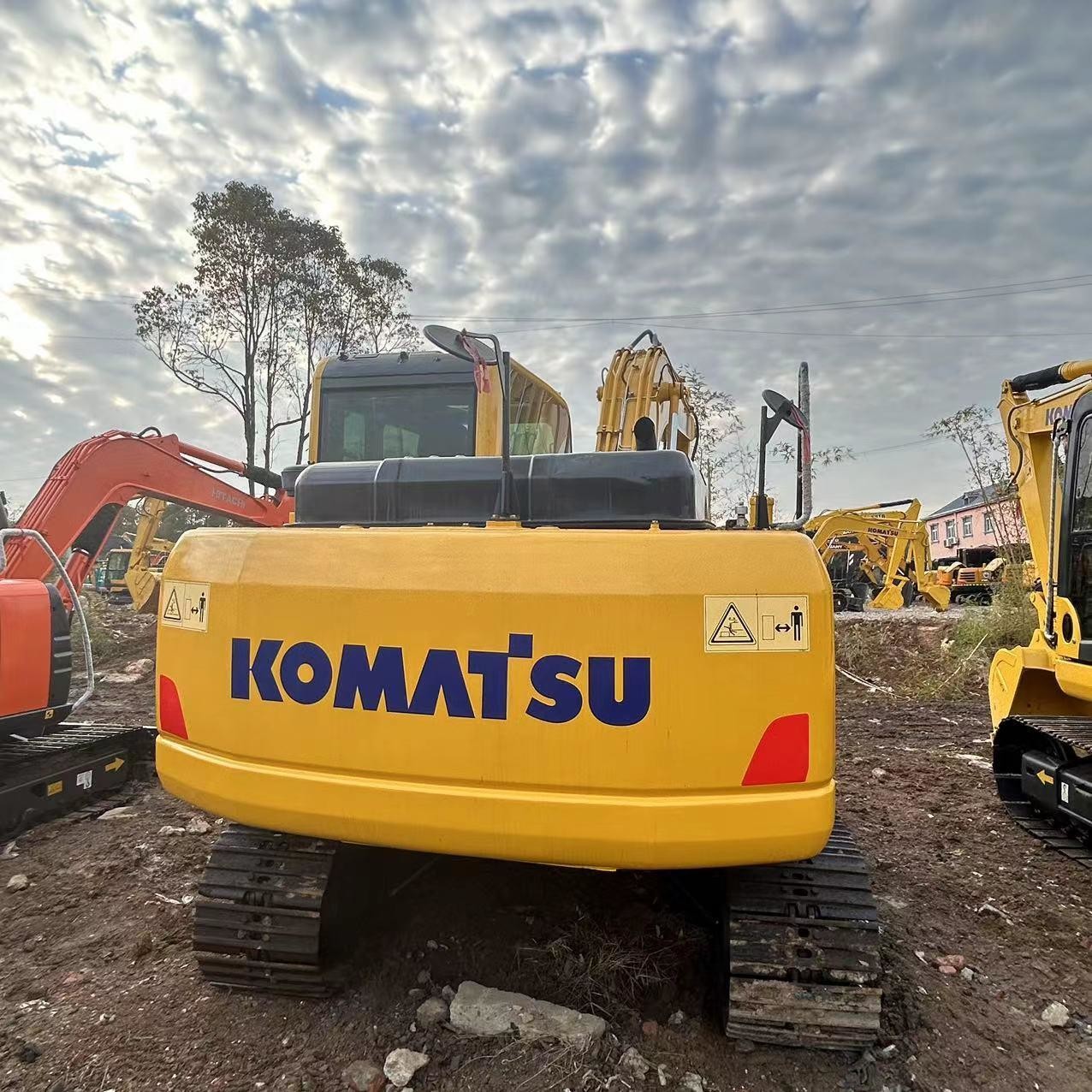 Secondhand Komatsu Digger PC110 Used 11ton Small Type Crawler Excavator