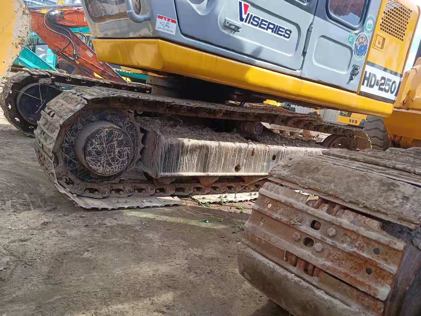 Yellow Sumitomo Excavator 5T 61HP 0.35m Bucket Capacity 4000 Working Hours