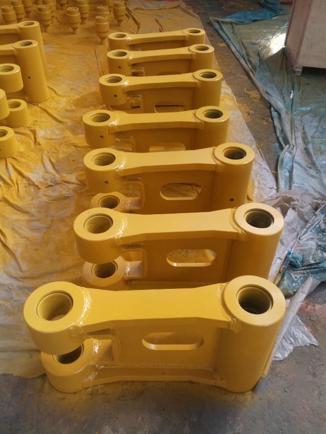 SK200 Excavator Bucket Link H-Link for Bucket Extension Arm in Manufacturing Plant