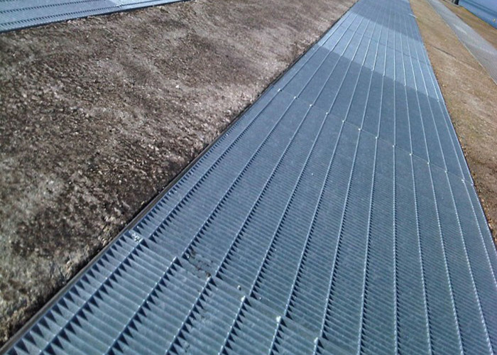 Hot Dipped 30 X 3mm Galvanized Steel Grating Silver Color