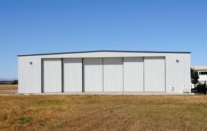 China Custom Height Q355b Q235b Steel Structure Hangar Prefab Metal Airplane Hangar wholesale