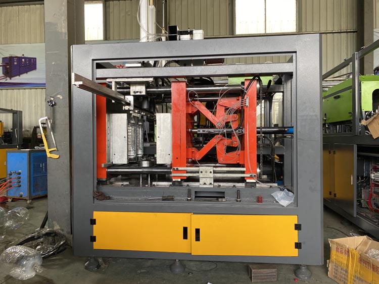 2 Cavity Semi-automatic LGD-2-20 Plastic Pet Bottle Making Machine for Easy Operation