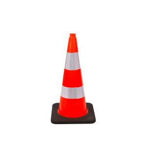 China 75cm Injection Molded PVC Traffic Safety Cone with Black Base wholesale