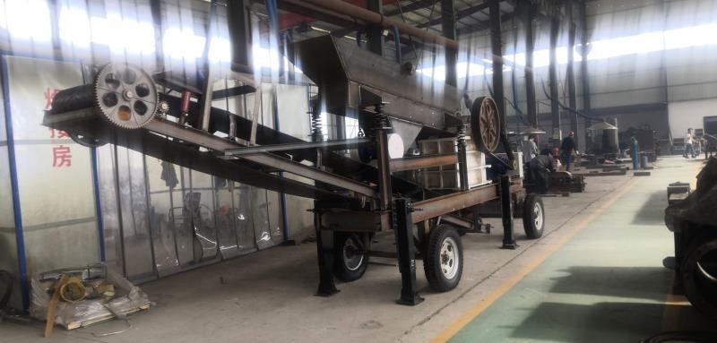 Three Stages Mobile Jaw Crusher Machine Primary Or Secondary Crushing