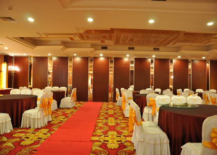 Stackable Acoustic Partitions , Folding Internal Doors , Restaurant Movable Partitions