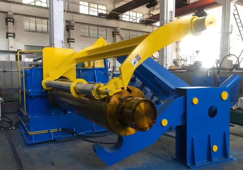 Hydraulic recoiler 