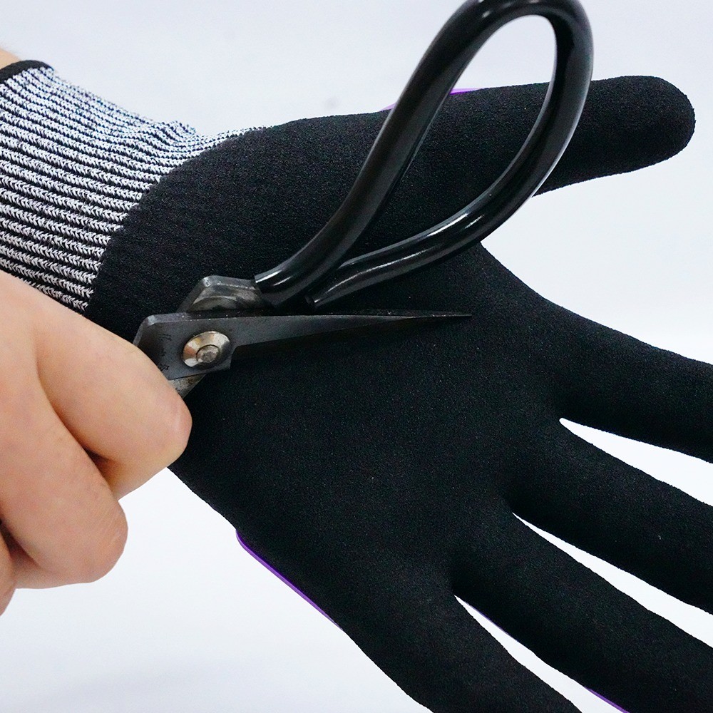 13-Needle Touchscreen Nitrile Sanding Gloves, TPR Colors Are Optional, Lightweight, Anti-Collision, Wear-Resistant, Cut-Resistant, Enabled