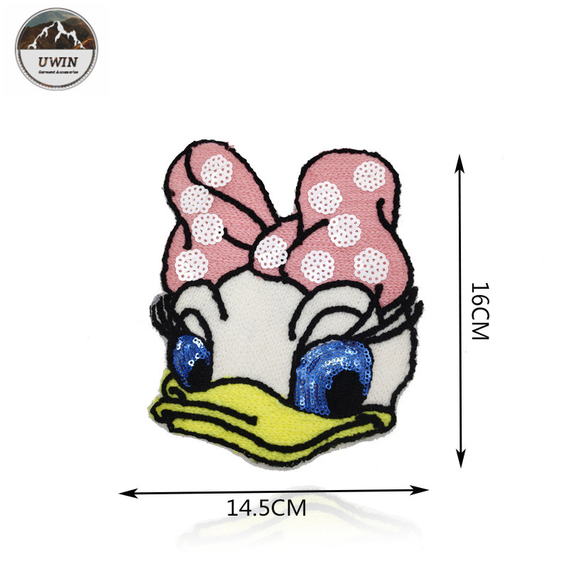 Fashionable Duck Custom Chenille Patches / Disney Character Patches Sew On Style
