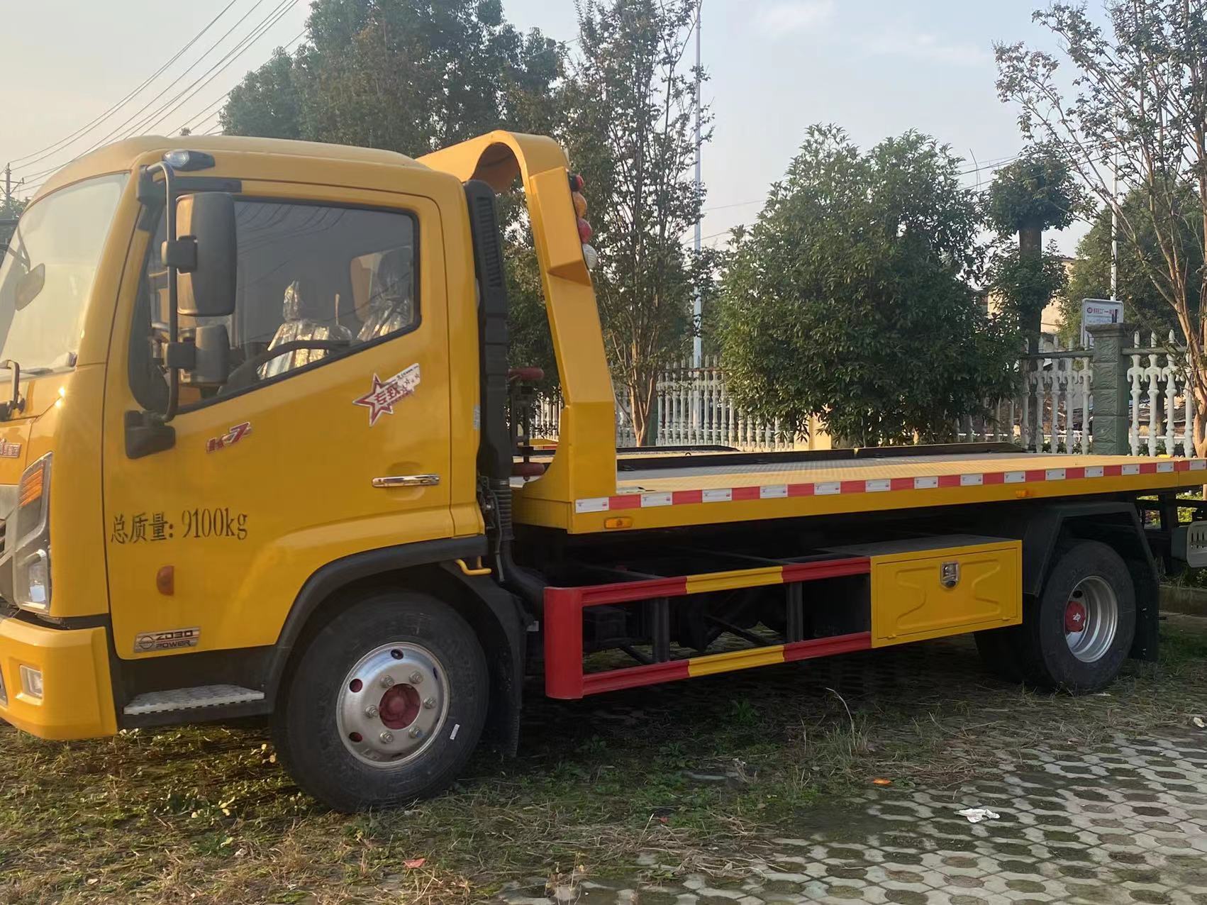 FUTON 4x2 130hp Flat Bed Truck Euro 6 Diesel Flatbed Delivery Truck