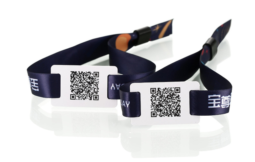 Disposable RFID Wristband Woven Smart RFID Bracelets For Hotels And Resort
