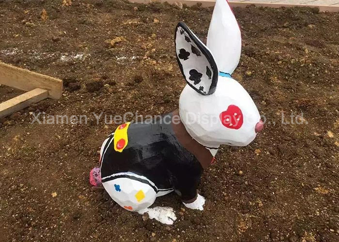 Outdoor Park Fiberglass Rabbit Statues Lovely Appearance Eco Friendly