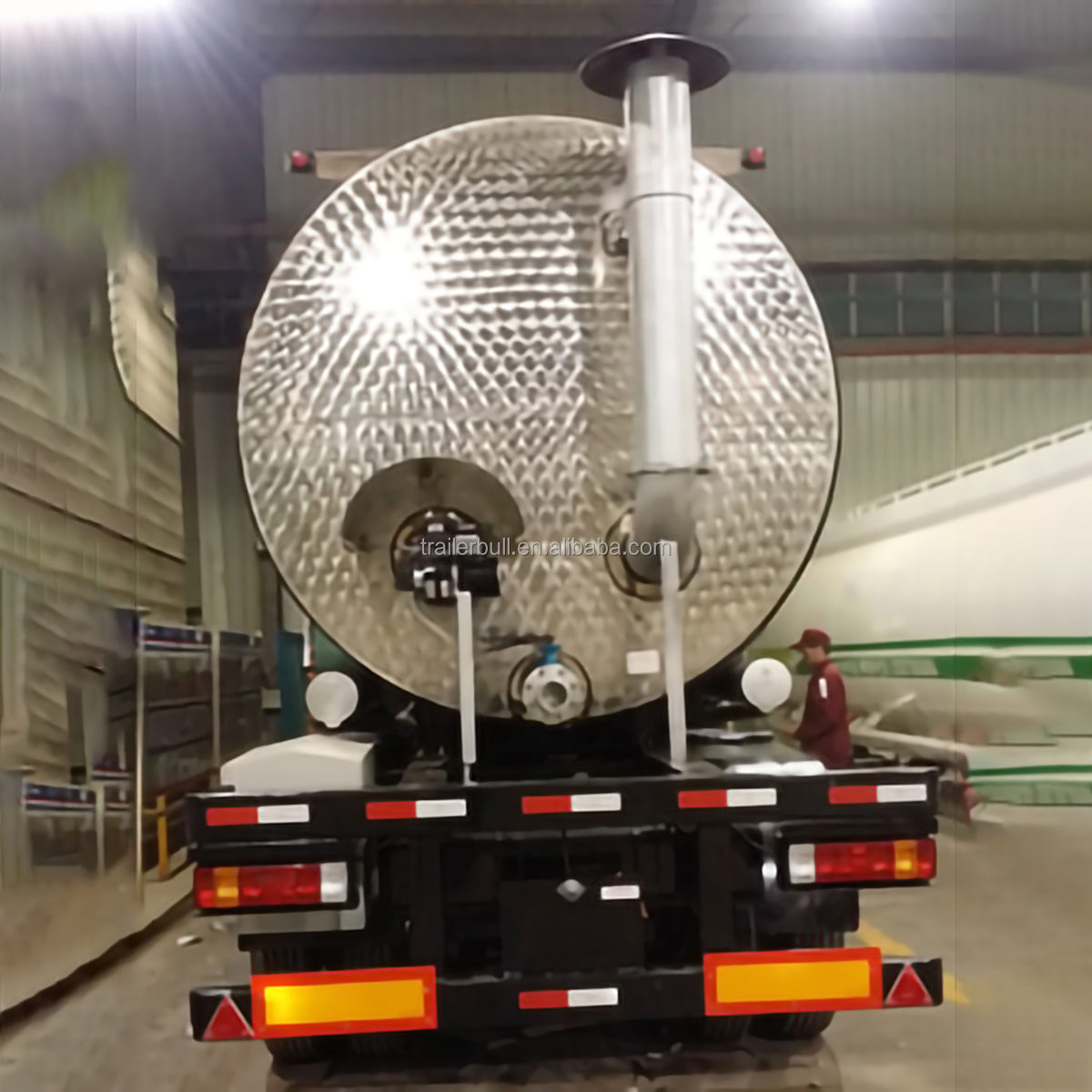 43500L 3 Axles Carbon Steel Insulated Tanker Trailers For Palm Oil Crude Oil Bitumen